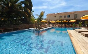 Hotel la Piscine le Lavandou